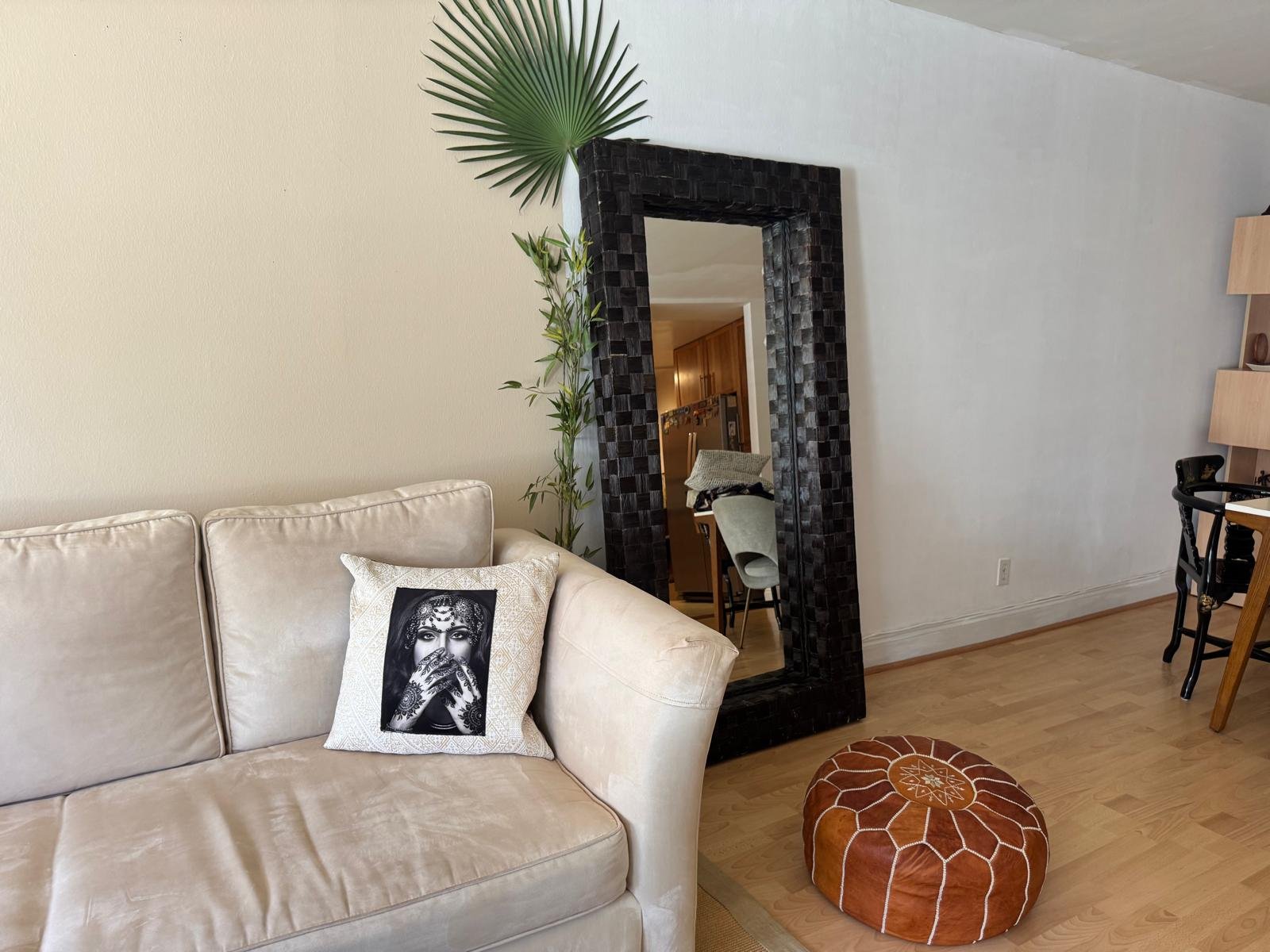 WhatsApp Image 2025-11-22 at 19.48.15