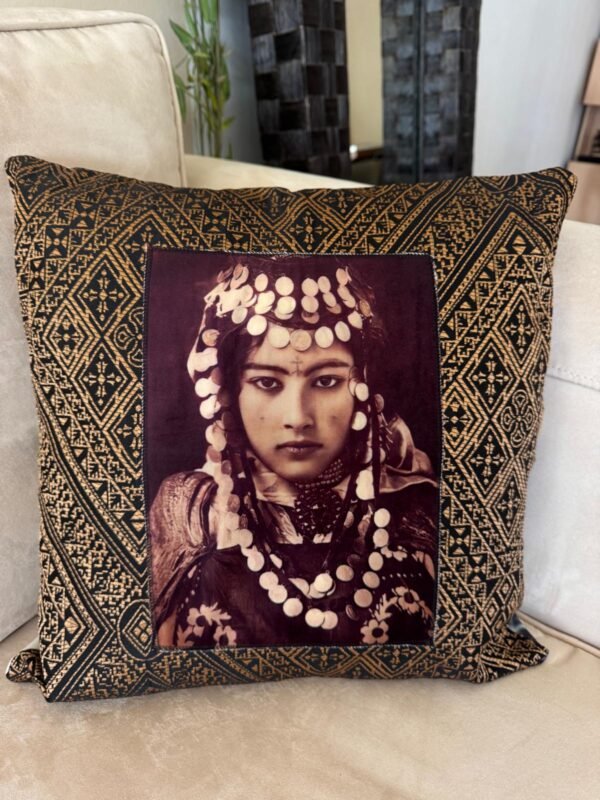 Black & Gold Cushion – Tribal Style